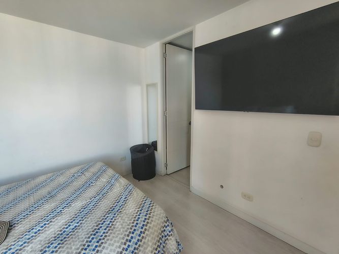 Apartamento de 3 alcobas en arriendo en El Poblado, Medellín, 102 m² · foto 11 de 15
