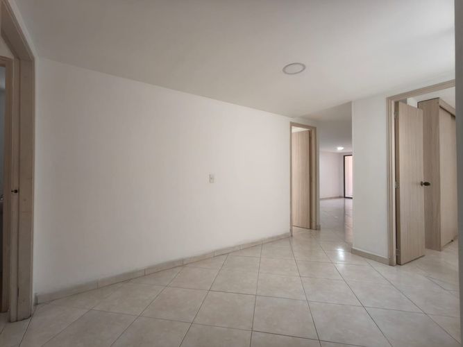 Apartamento de 3 alcobas en venta en Mayorca, Sabaneta, 84 m² · foto 21 de 24