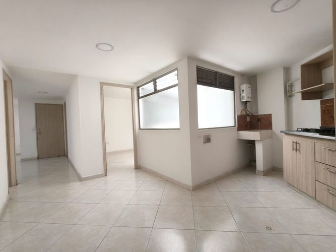 Apartamento de 3 alcobas en venta en Mayorca, Sabaneta, 84 m² · foto 4 de 24