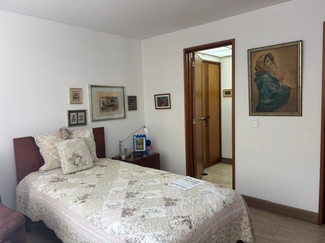 Apartamento de 3 alcobas en venta en Chico Norte, Bogotá, 114 m² · foto 4 de 24