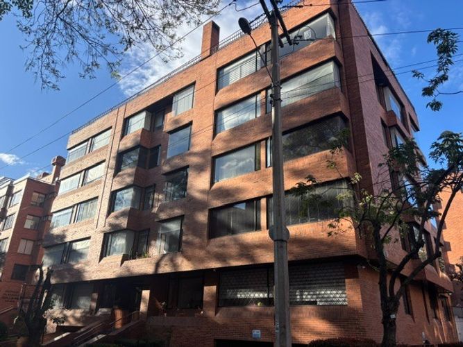 Apartamento de 3 alcobas en venta en Chico Norte, Bogotá, 114 m² · foto 20 de 24