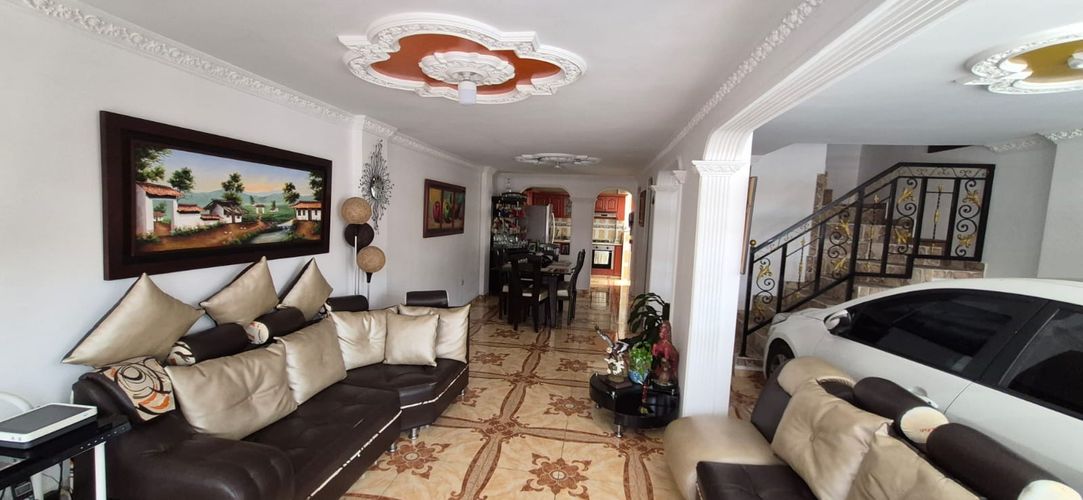 Casa de 6 alcobas en venta en Santa Ana, Ibagué, 157 m² · foto 3 de 15