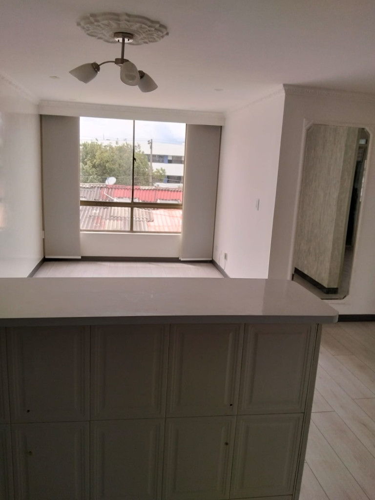 Apartamento en venta en Modelia, Bogotá · foto 2 de 16