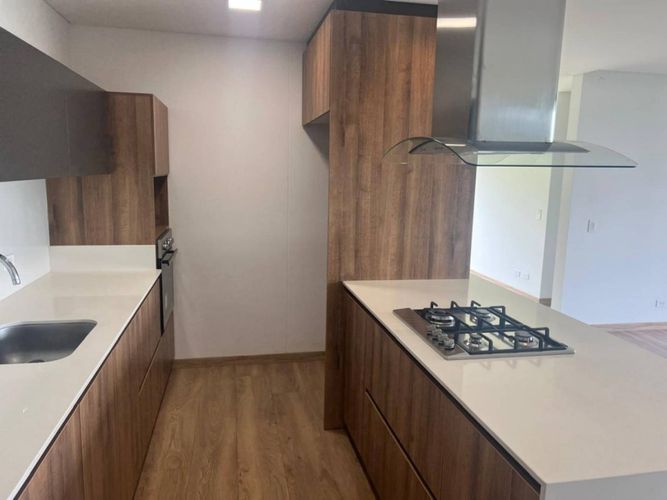 Apartamento de 3 alcobas en venta en San Lucas, Medellín, 147 m² · foto 6 de 24