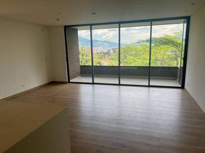 Apartamento de 3 alcobas en venta en San Lucas, Medellín, 147 m² · foto 8 de 24