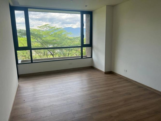 Apartamento de 3 alcobas en venta en San Lucas, Medellín, 147 m² · foto 19 de 24