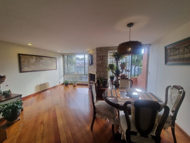 Casa de 4 alcobas en venta en Las Villas, Bogotá, 822 m² · foto 4 de 24