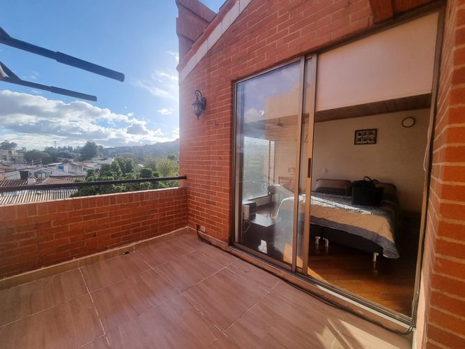 Casa de 4 alcobas en venta en Las Villas, Bogotá, 822 m² · foto 18 de 24