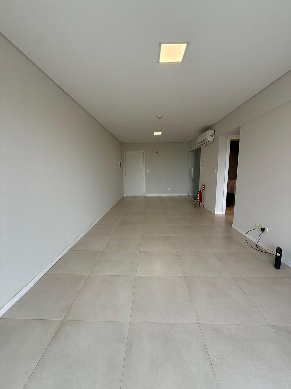 Departamento de 2 dormitorios en Las Mercedes en Venta Amplio — foto 2