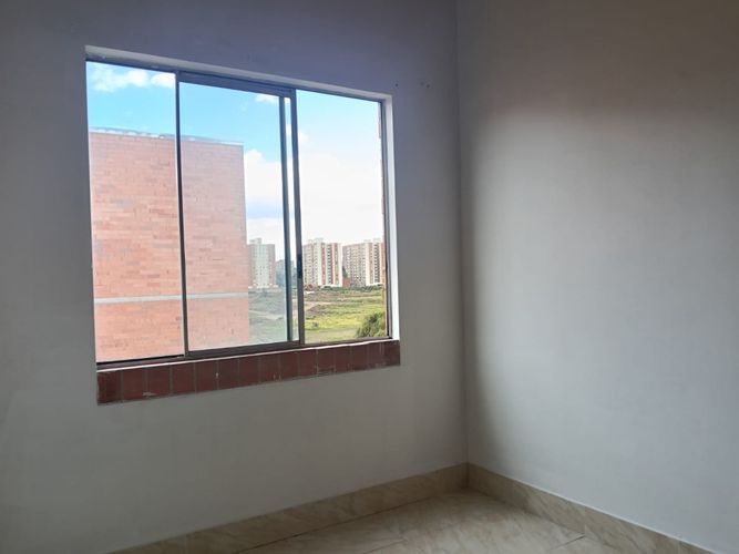 Apartamento de 3 alcobas en venta en Britalia, Bogotá, 56 m² · foto 14 de 16