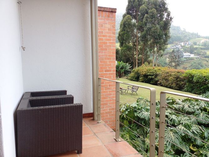 Casa de 5 alcobas en venta en Loma Del Chocho, Envigado, 590 m² · foto 13 de 20