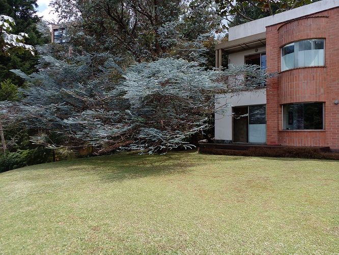 Casa de 5 alcobas en venta en Loma Del Chocho, Envigado, 590 m² · foto 16 de 20