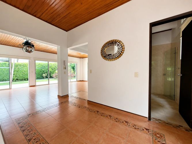 Casa de 5 alcobas en venta en Saman De La Rivera, Villavicencio, 1100 m² · foto 7 de 24