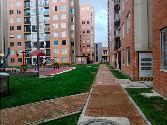 Apartamento de 3 alcobas en arriendo en San Carlos I, Madrid, 57 m² · foto 22 de 24