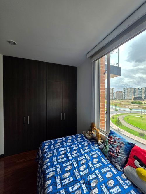 Apartamento de 3 alcobas en venta en La Felicidad, Bogotá, 147 m² · foto 14 de 24