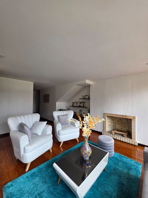 Apartamento de 3 alcobas en venta en La Felicidad, Bogotá, 147 m² · foto 4 de 24
