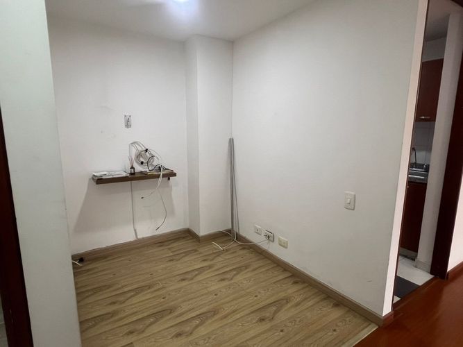 Apartamento de 3 alcobas en venta en La Felicidad, Bogotá, 70 m² · foto 12 de 24