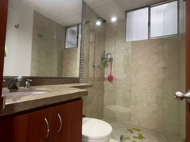 Apartamento de 3 alcobas en venta en La Felicidad, Bogotá, 70 m² · foto 14 de 24