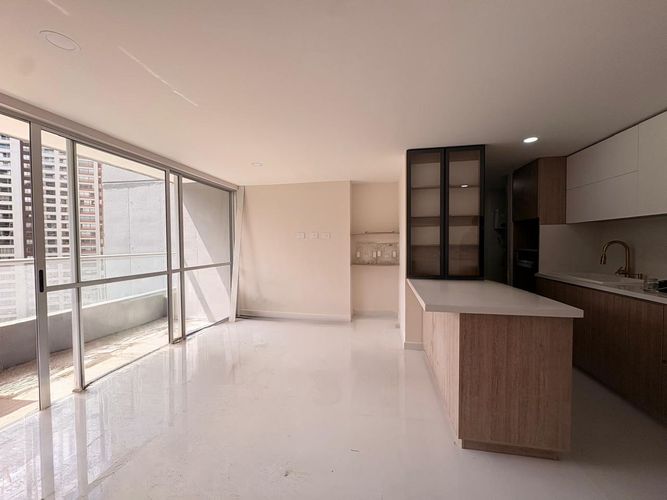 Apartamento de 2 alcobas en arriendo en Monteazul, Sabaneta, 67 m² · foto 2 de 11