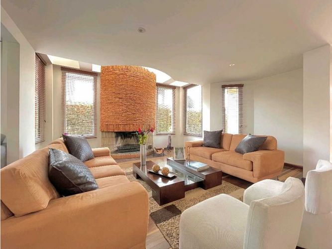 Casa de 5 alcobas en venta en Vereda La Balsa, Chía, 378 m² · foto 4 de 24