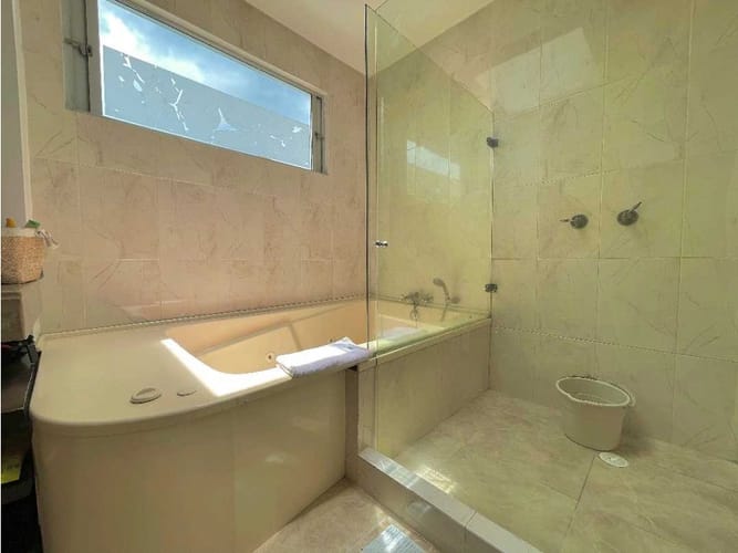 Casa de 5 alcobas en venta en Vereda La Balsa, Chía, 378 m² · foto 19 de 24