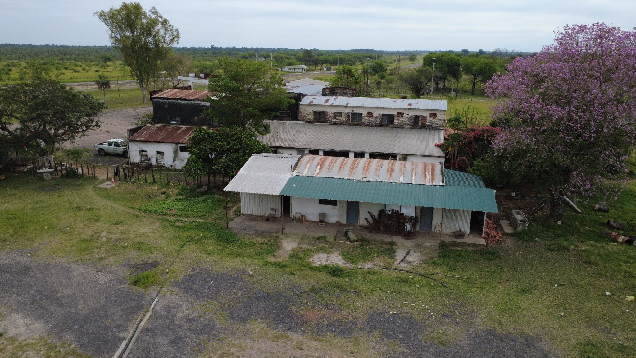 Oportunidad Comercial: 5 Hectáreas sobre Ruta PY09 con Hospedaje y Surtidor Libre - foto 4