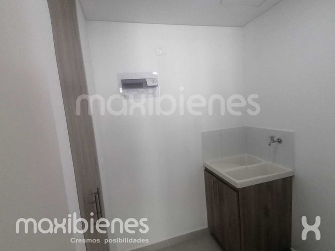 Apartamento de 3 alcobas en arriendo en El Esmeraldal, Itagüí, 75 m² · foto 13 de 18