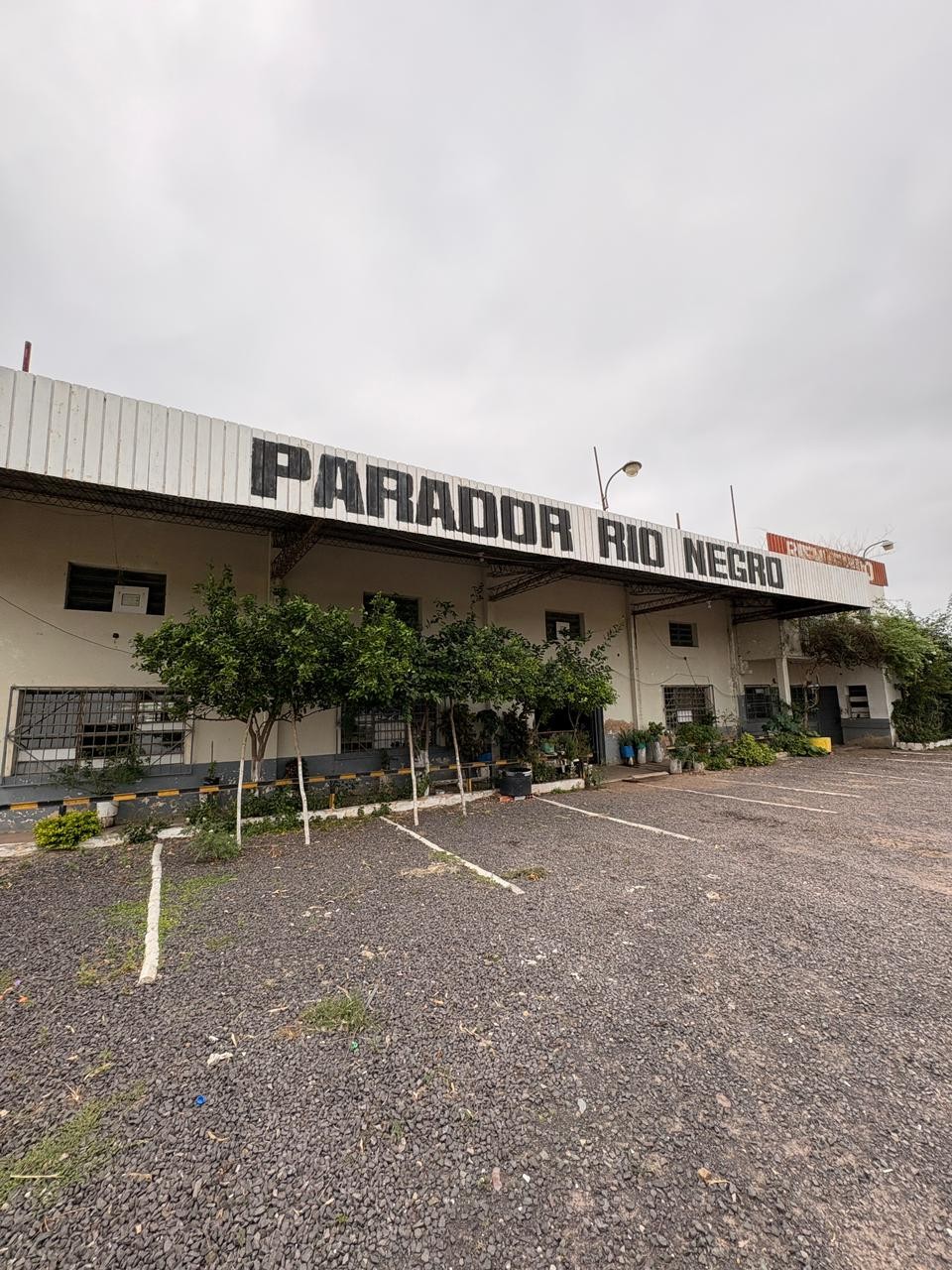 Oportunidad Comercial: 5 Hectáreas sobre Ruta PY09 con Hospedaje y Surtidor Libre - foto 2
