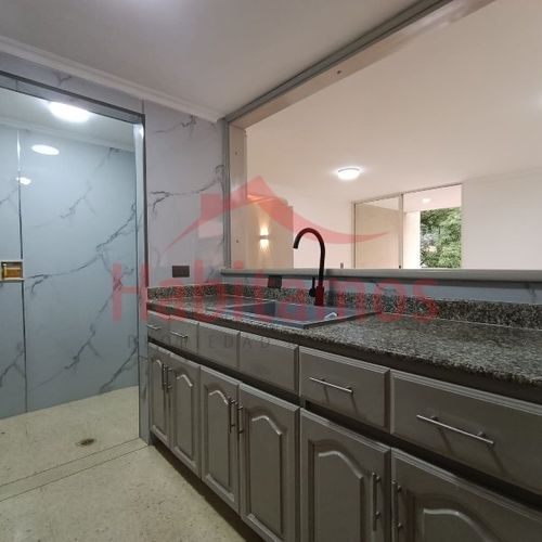 Apartamento en arriendo en Santa Maria De Los Angeles, Medellín · foto 3 de 17