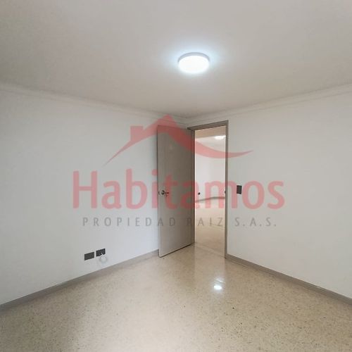 Apartamento en arriendo en Santa Maria De Los Angeles, Medellín · foto 11 de 17