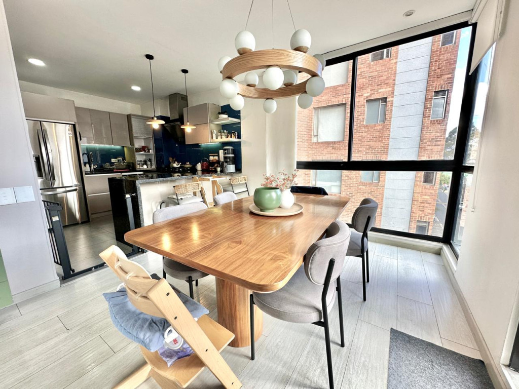 Apartamento en venta en La Carolina, Bogotá · foto 4 de 17