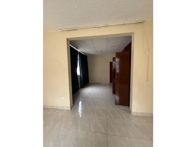 Casa de 4 alcobas en venta en San Fernando Nuevo, Cali, 290 m² · foto 13 de 21