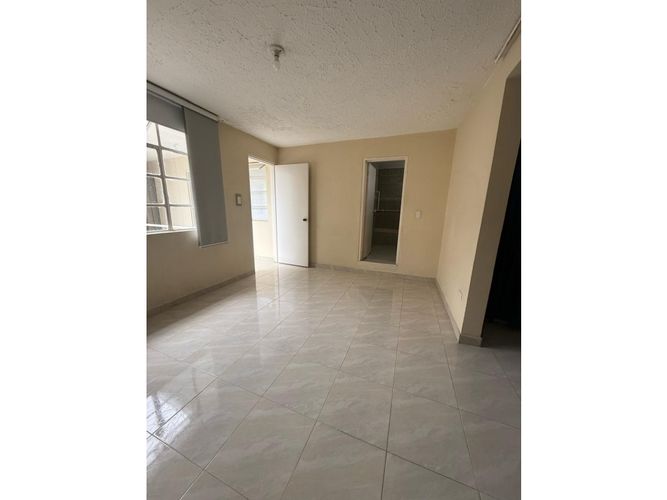 Casa de 4 alcobas en venta en San Fernando Nuevo, Cali, 290 m² · foto 14 de 21