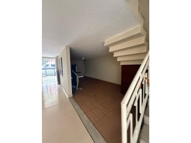 Casa de 4 alcobas en venta en San Fernando Nuevo, Cali, 290 m² · foto 15 de 21