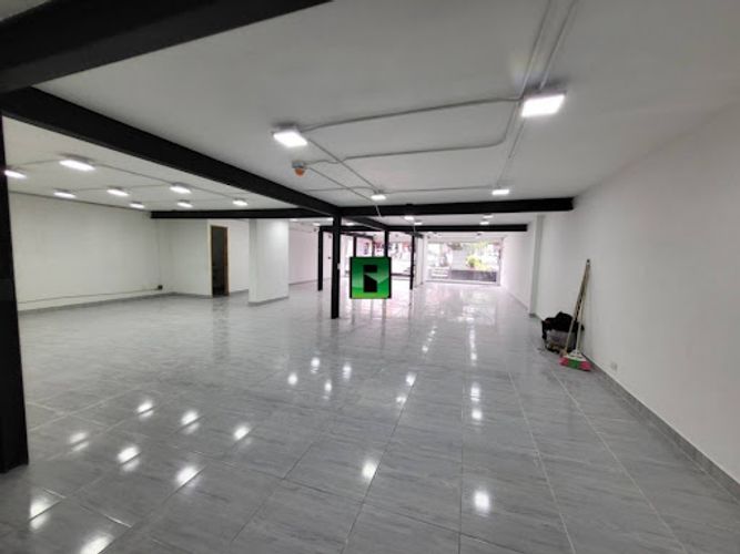 Local en arriendo en Las Acacias, Medellín, 180 m² · foto 10 de 21