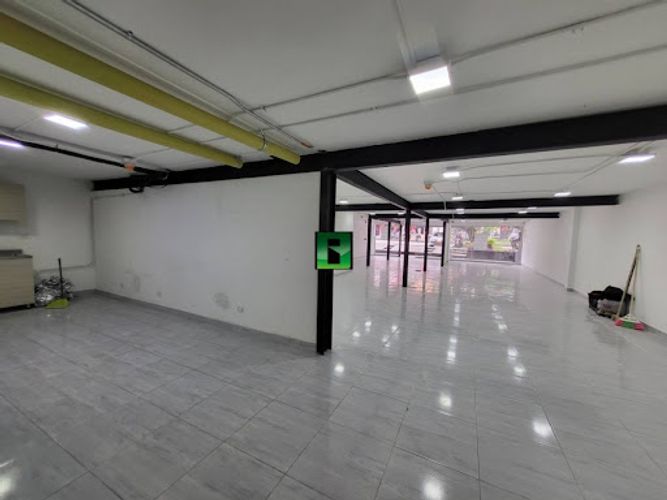 Local en arriendo en Las Acacias, Medellín, 180 m² · foto 11 de 21