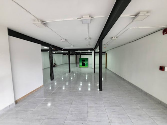 Local en arriendo en Las Acacias, Medellín, 180 m² · foto 14 de 21