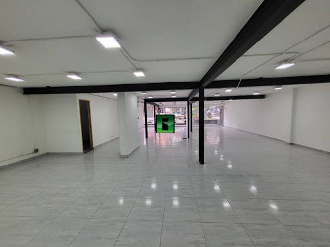 Local en arriendo en Las Acacias, Medellín, 180 m² · foto 16 de 21