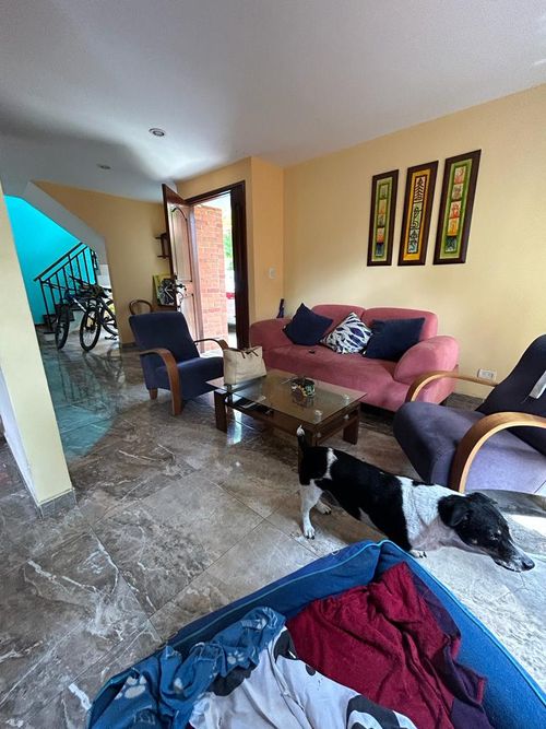Casa de 5 alcobas en venta en El Castillo, Jamundí, 240 m² · foto 18 de 24