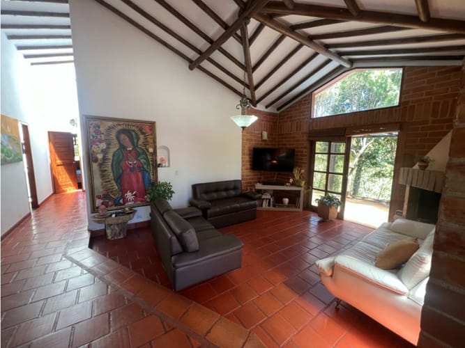 Casa de 3 alcobas en venta en Escobero, Envigado, 160 m² · foto 4 de 17