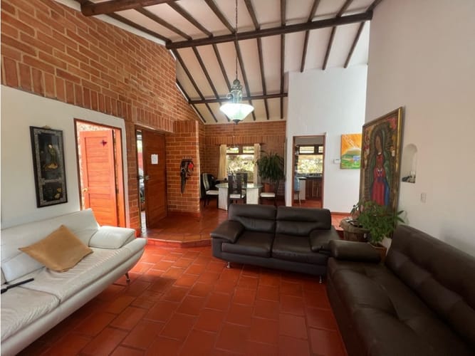 Casa de 3 alcobas en venta en Escobero, Envigado, 160 m² · foto 5 de 17