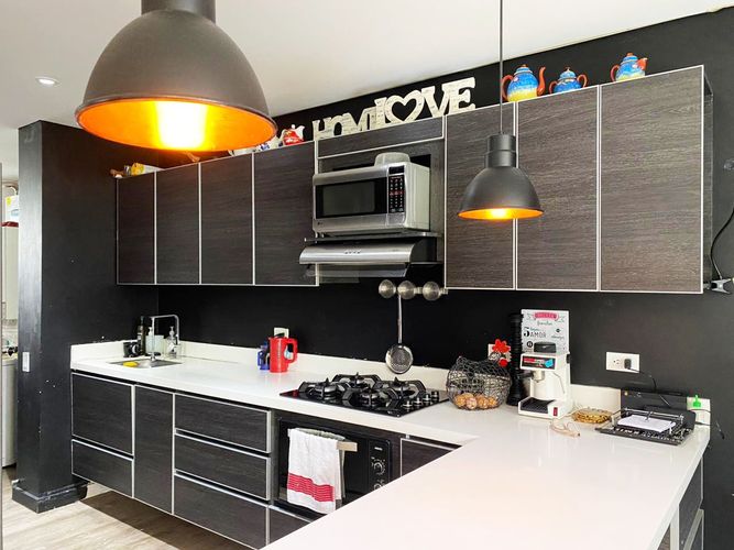 Casa de 3 alcobas en venta en El Porvenir, Rionegro, 223 m² · foto 7 de 13