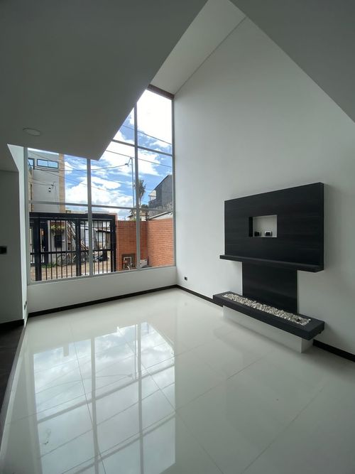 Casa de 4 alcobas en venta en Cota, 145 m² · foto 4 de 24