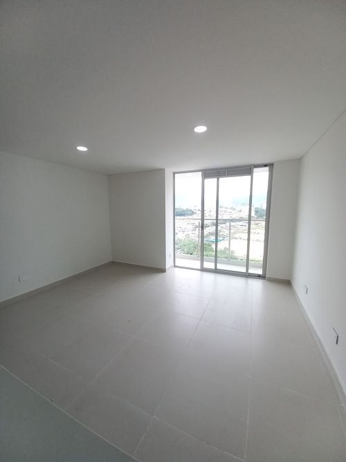 Apartamento de 3 alcobas en venta en Jordan, Ibagué, 86 m² · foto 4 de 24