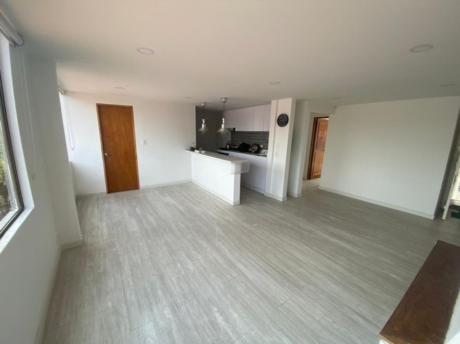 Apartamento de 2 alcobas en venta en Bella Suiza, Bogotá, 64 m² · foto 6 de 23