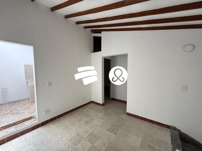 Casa de 2 alcobas en venta en Villa Flora, Medellín, 36 m² · foto 7 de 15