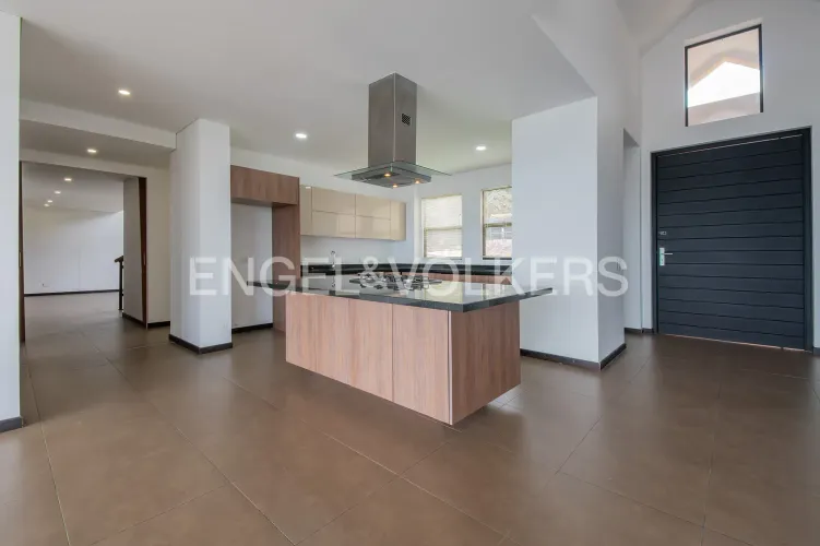 Casa de 4 alcobas en venta en Yerbabuena, Chía, 482 m² · foto 5 de 16