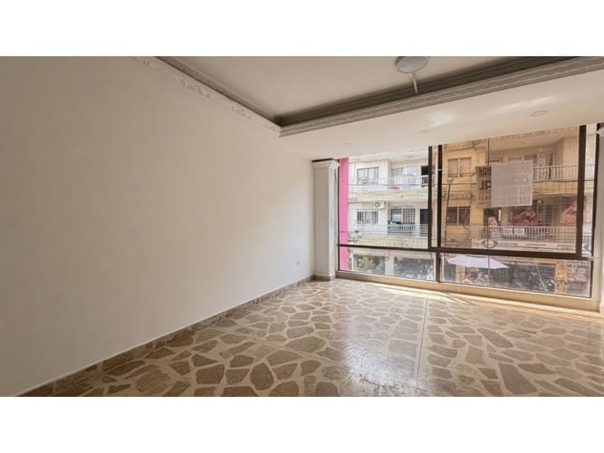 Bodega en arriendo en Centro, Itagüí, 30 m² · foto 3 de 3