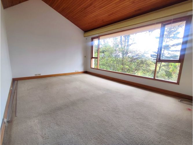 Casa de 4 alcobas en venta en Yerbabuena, Chía, 327 m² · foto 2 de 24