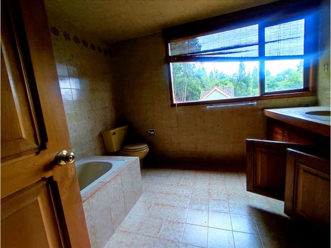 Casa de 4 alcobas en venta en Yerbabuena, Chía, 327 m² · foto 9 de 24
